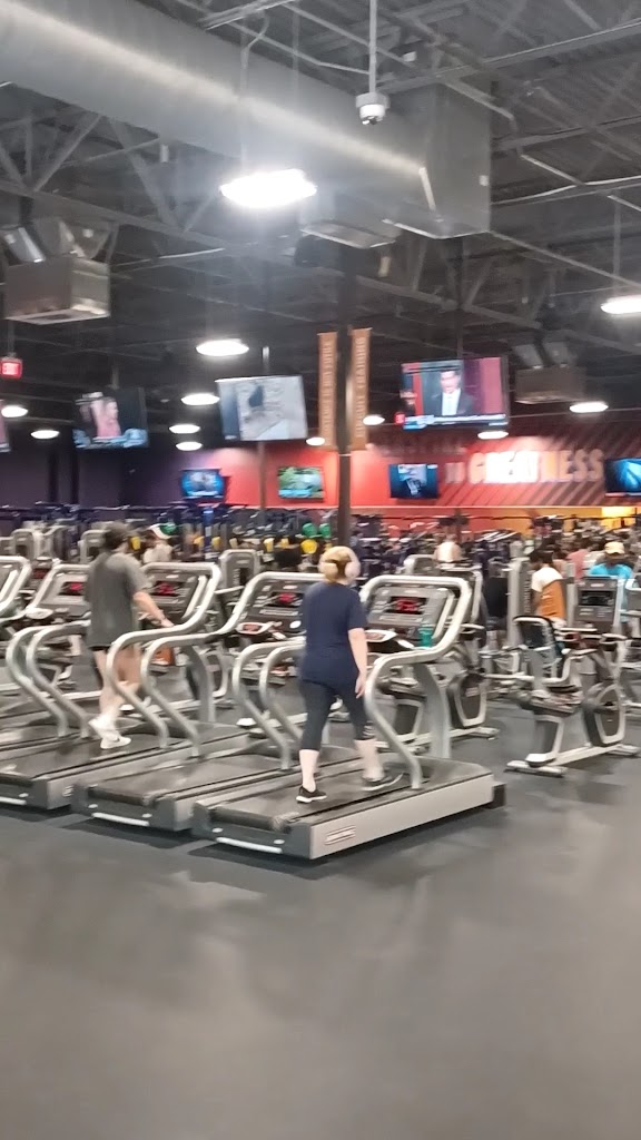  Crunch Fitness - Folsom