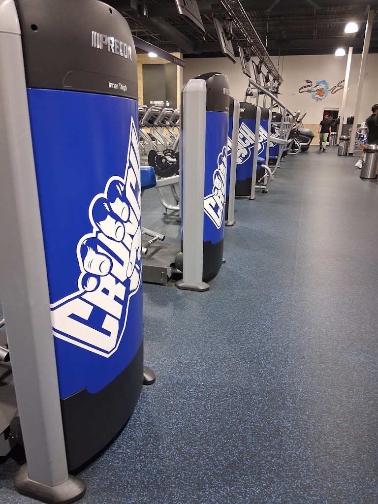  Crunch Fitness - Warren