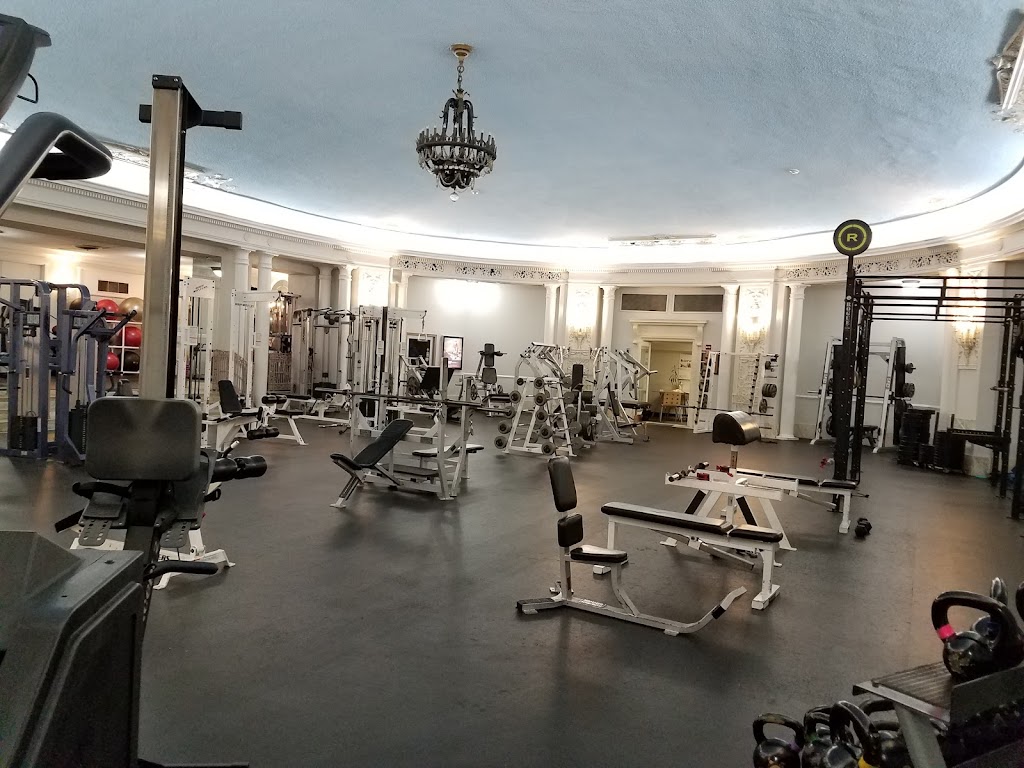  Edgewater Athletic Club
