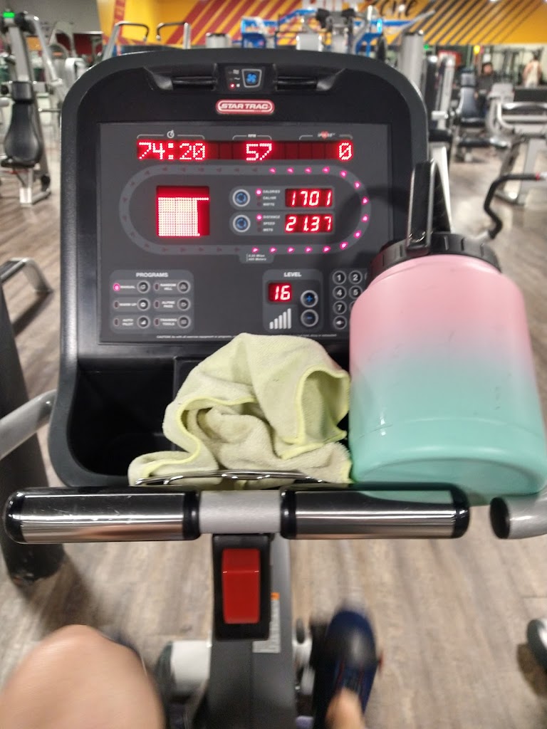  Crunch Fitness - Norwalk CA