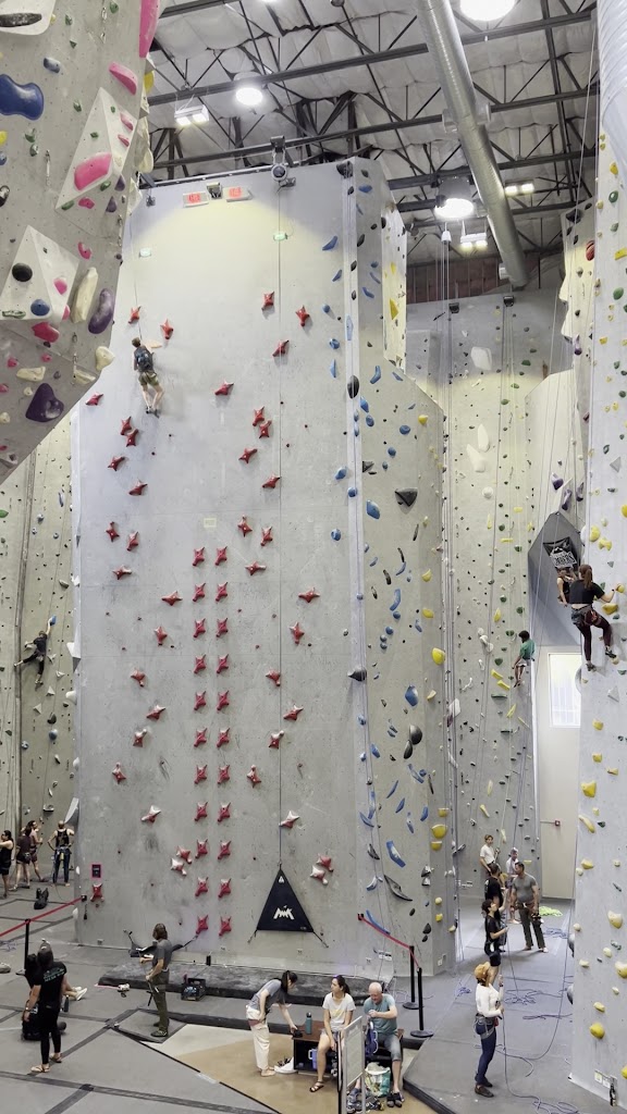  Mesa Rim Climbing Center (Mission Valley)
