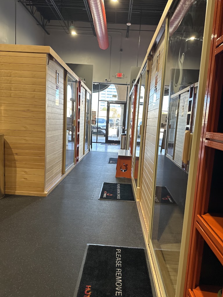  HOTWORX - Houston, TX - Energy Corridor