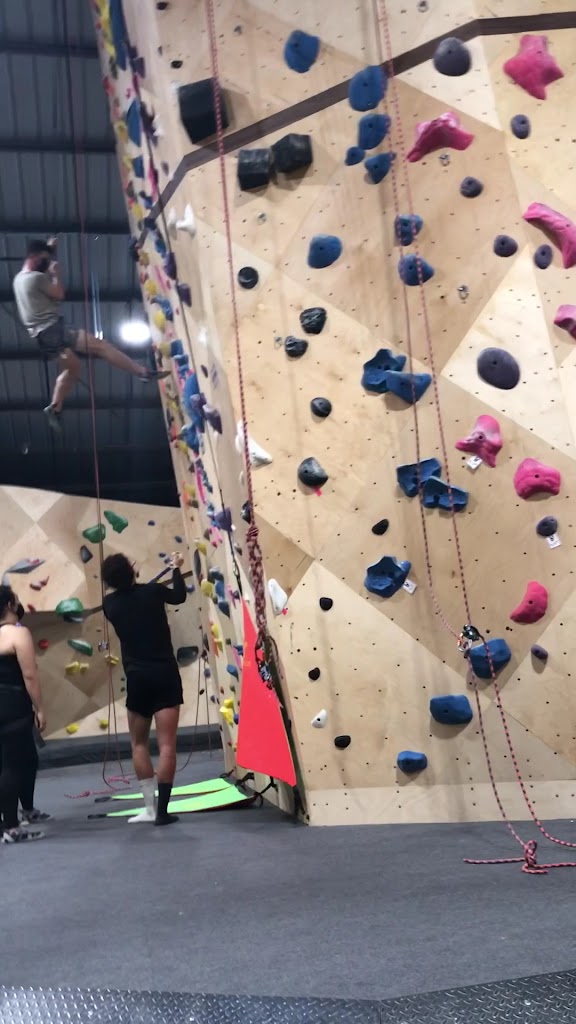  HiClimb | Rock Climbing and Yoga