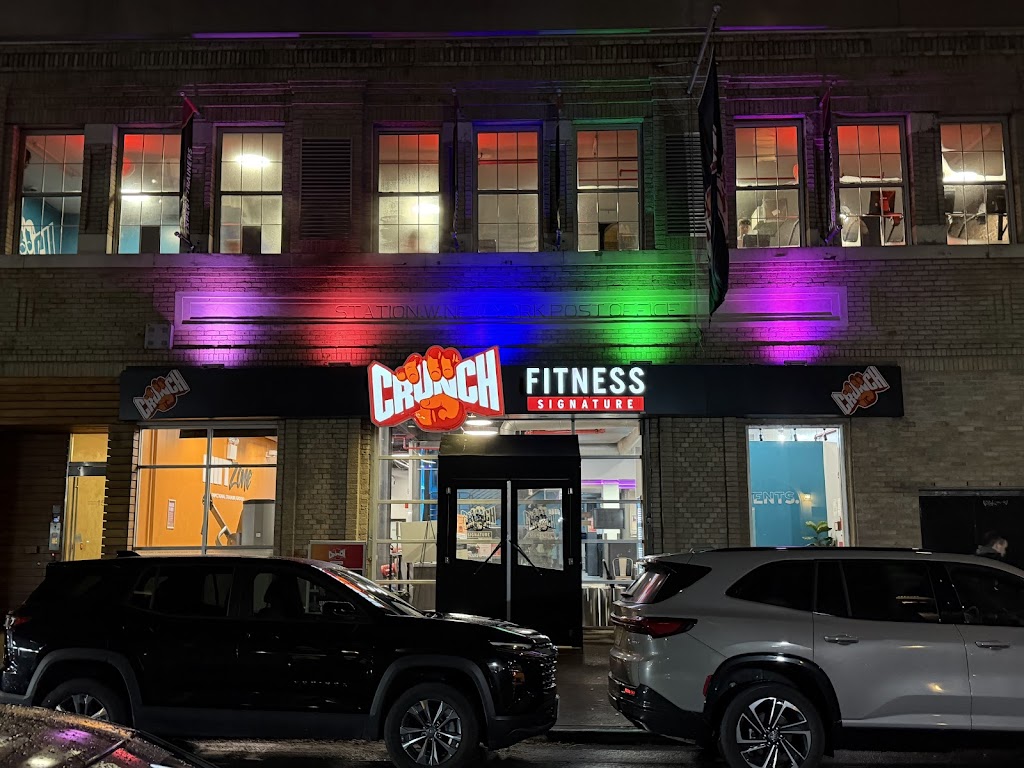  Crunch Fitness - 83rd Street