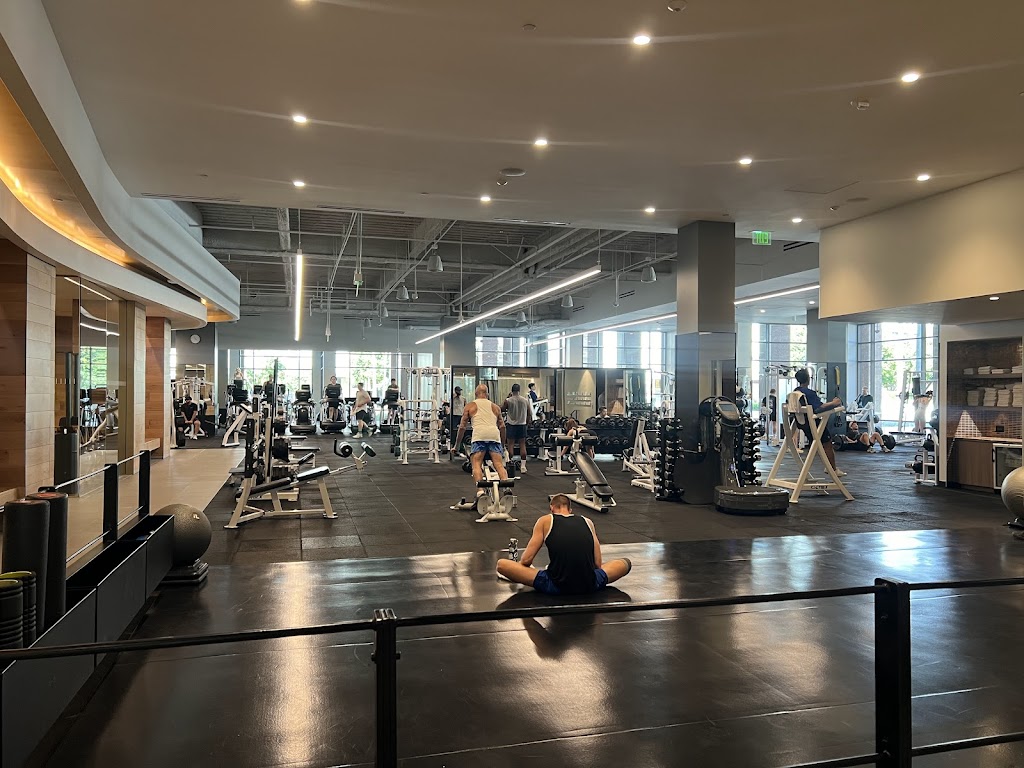  Equinox Miracle Mile