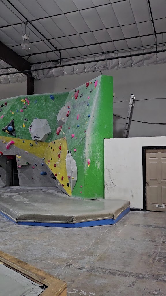  Stratus Climbing, Yoga & Fitness