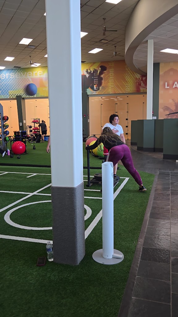  LA Fitness