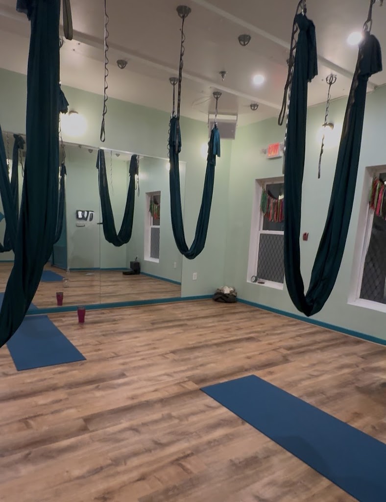  endlessOM Yoga & Aerial