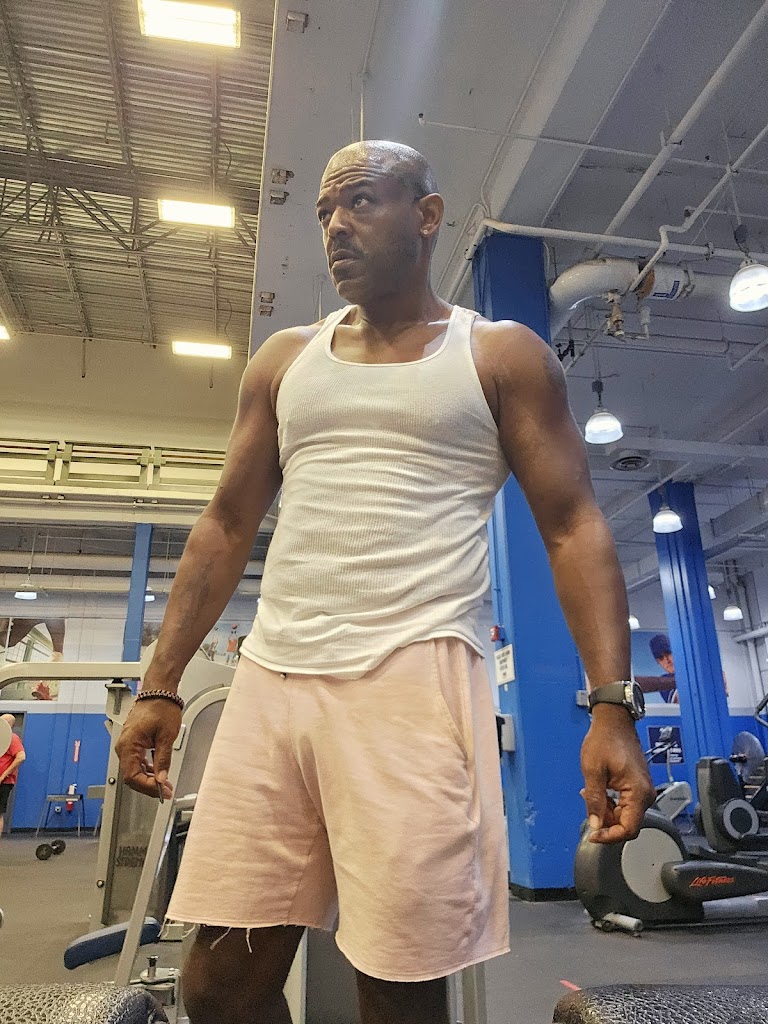  Navy MWR Fitness Center