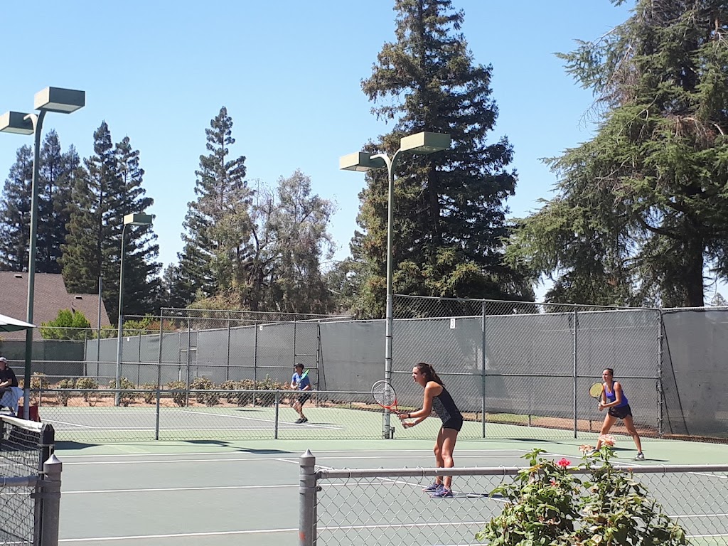  Sierra Sport & Racquet Club