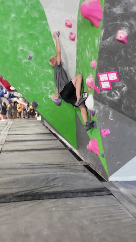  Inner Peaks South End