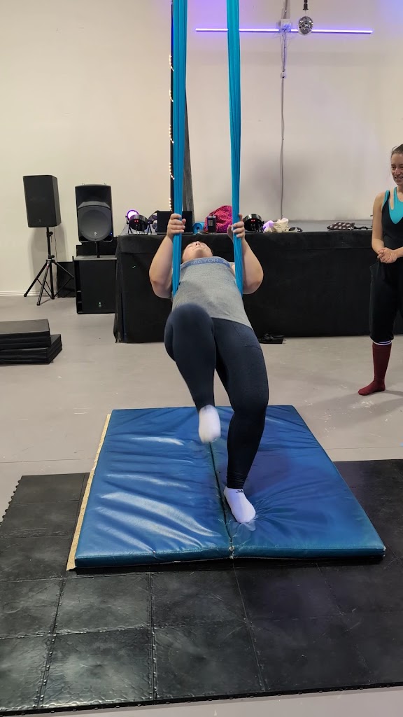  Inverted Dance Pole & Aerial Studio