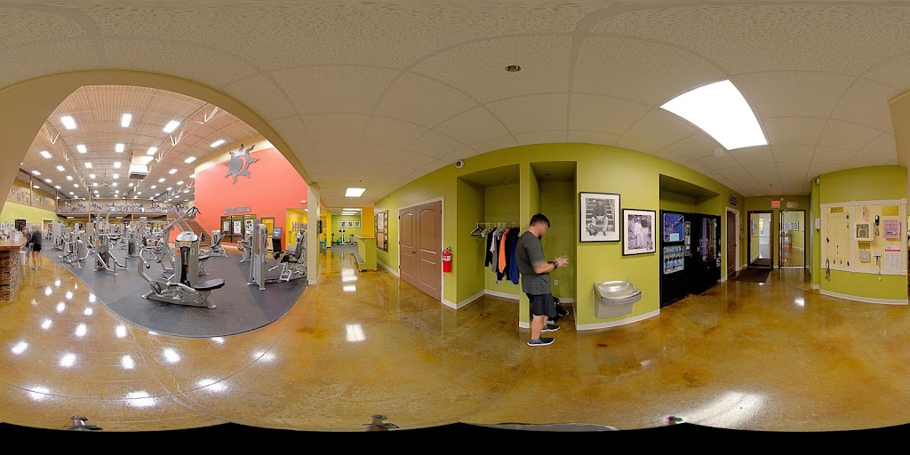  24/7 Health Club & Wellness Center