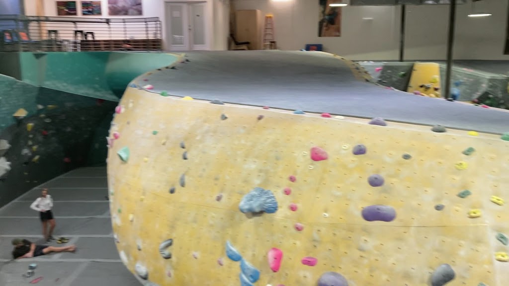  LA Boulders