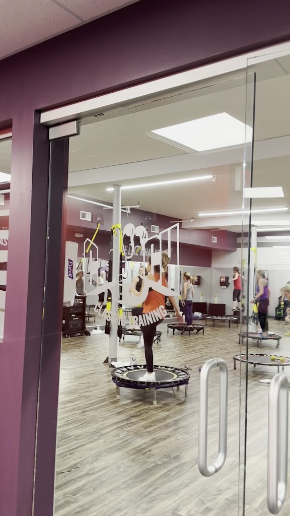  Crunch Fitness - Midland Park