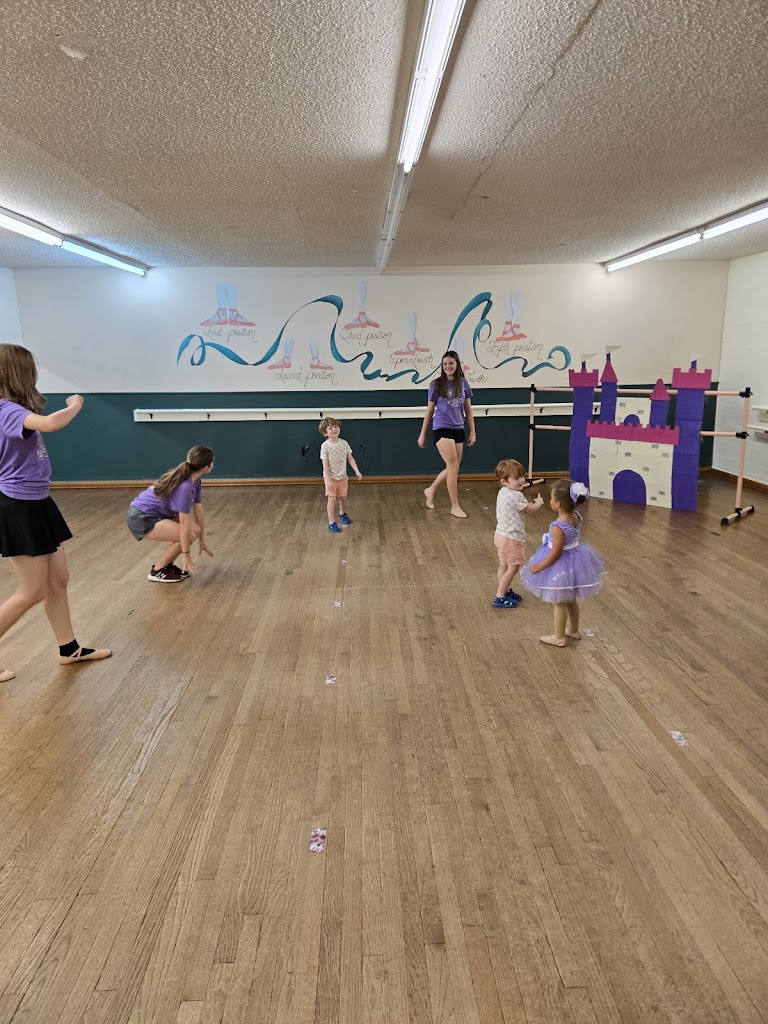  Ardis Center of Performing Art