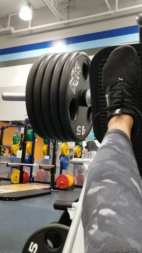  Crunch Fitness - Westland