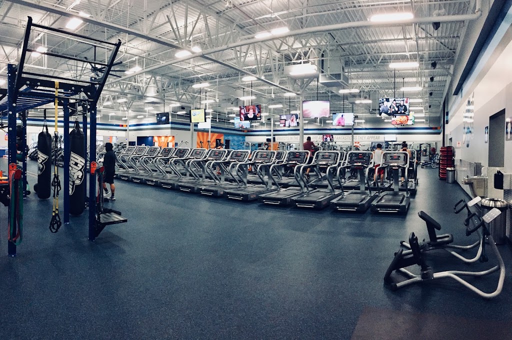  Crunch Fitness - Deltona