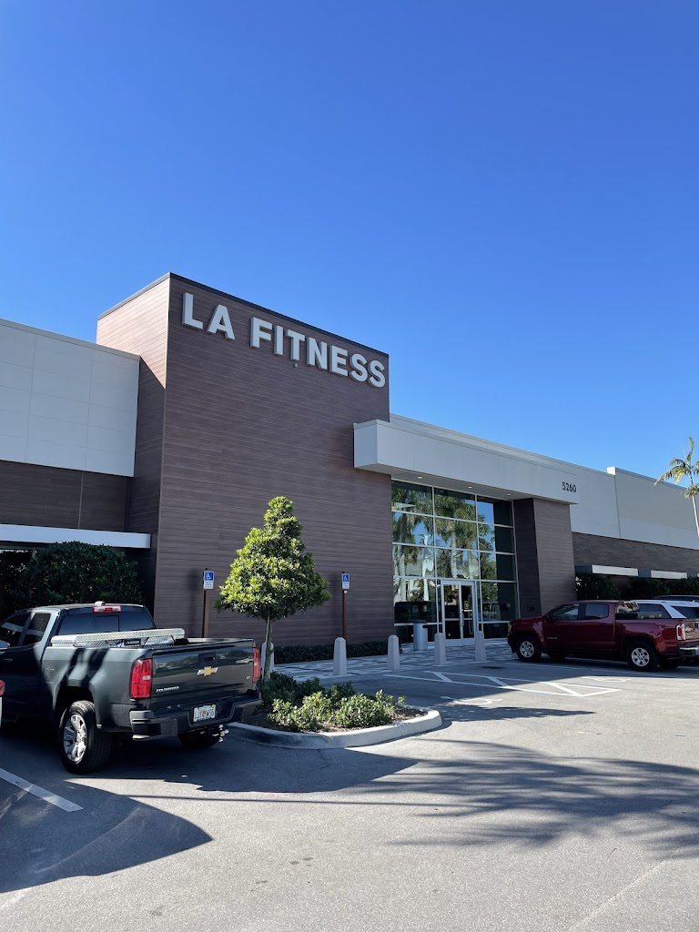  LA Fitness