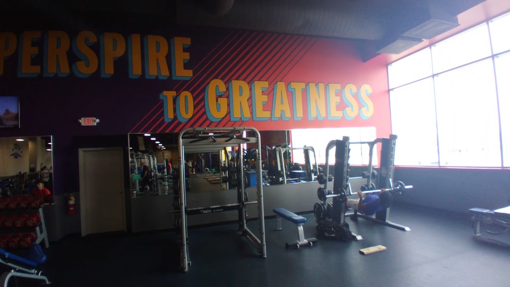  Crunch Fitness - Kenwood