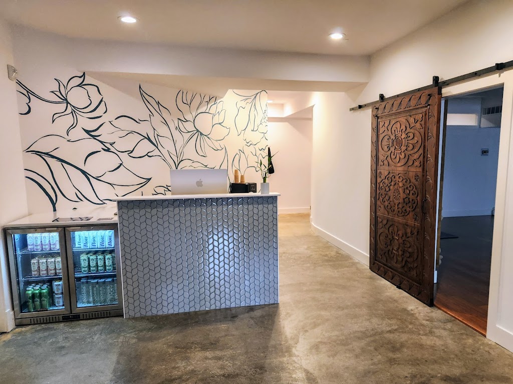  Ahimsa Yoga & Pilates Studio