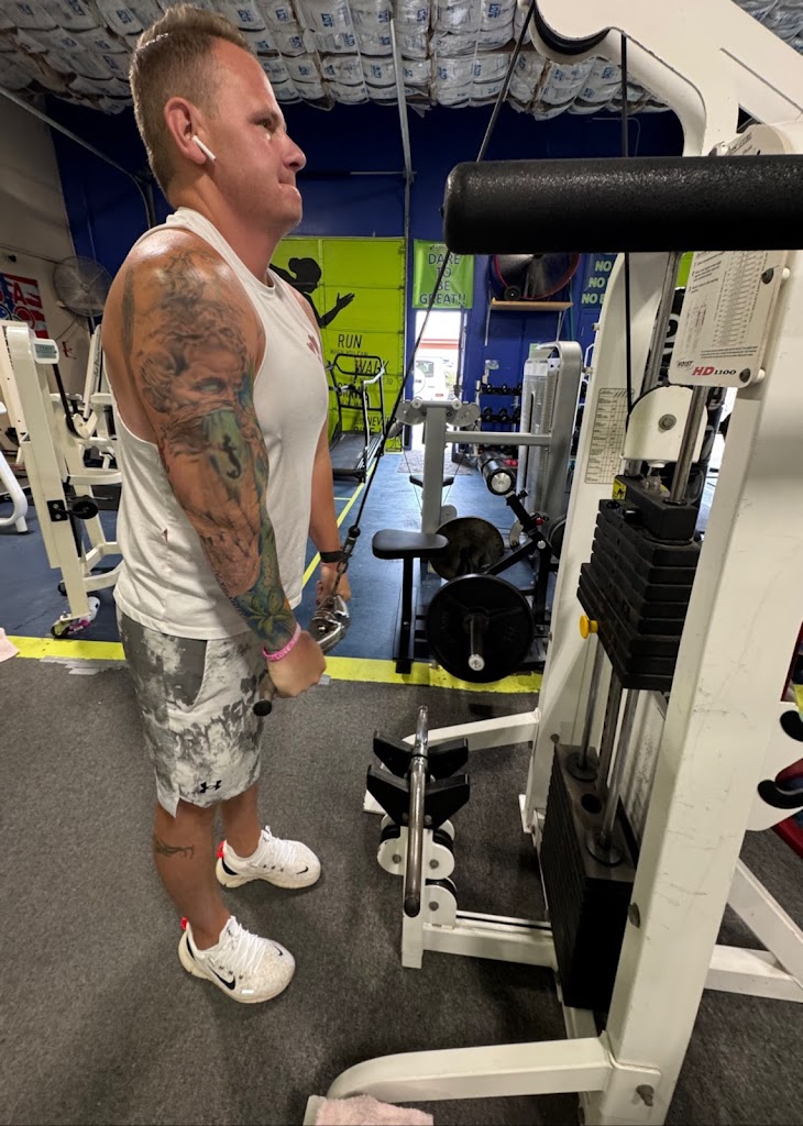  Lepari's Sports & Fitness