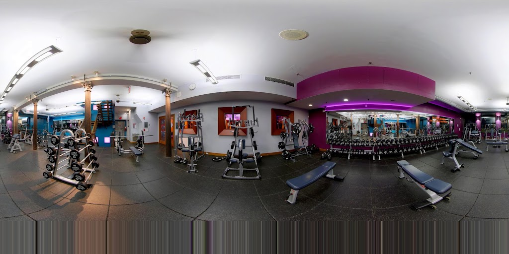  Crunch Fitness - Tribeca