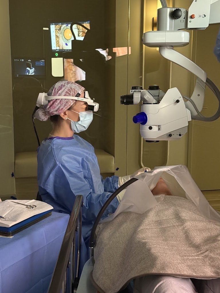  Schorr Vision: Emily Schorr, MD