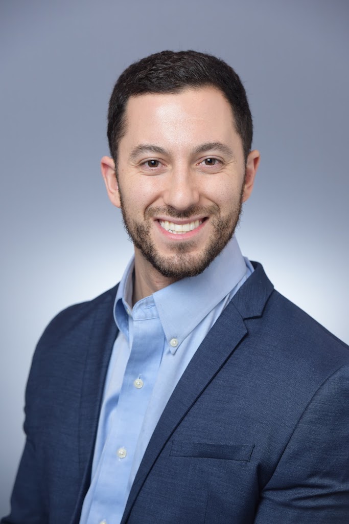  Dr. Ben Abrahams