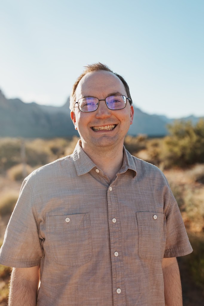  Bryan Adam, D.O.