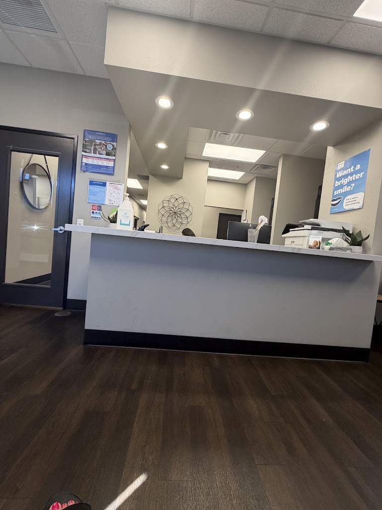  Absolute Dental - W Lake Mead & Jones