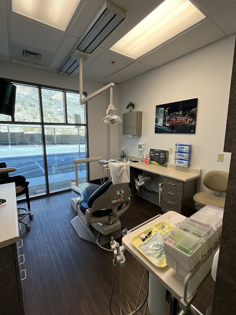 702 DENTIST