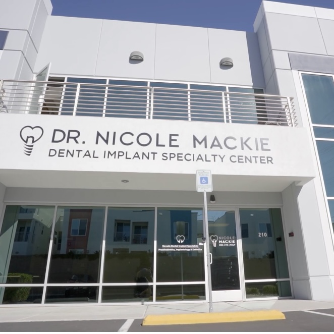 Reveal Smiles™ By Dr. Nicole Mackie