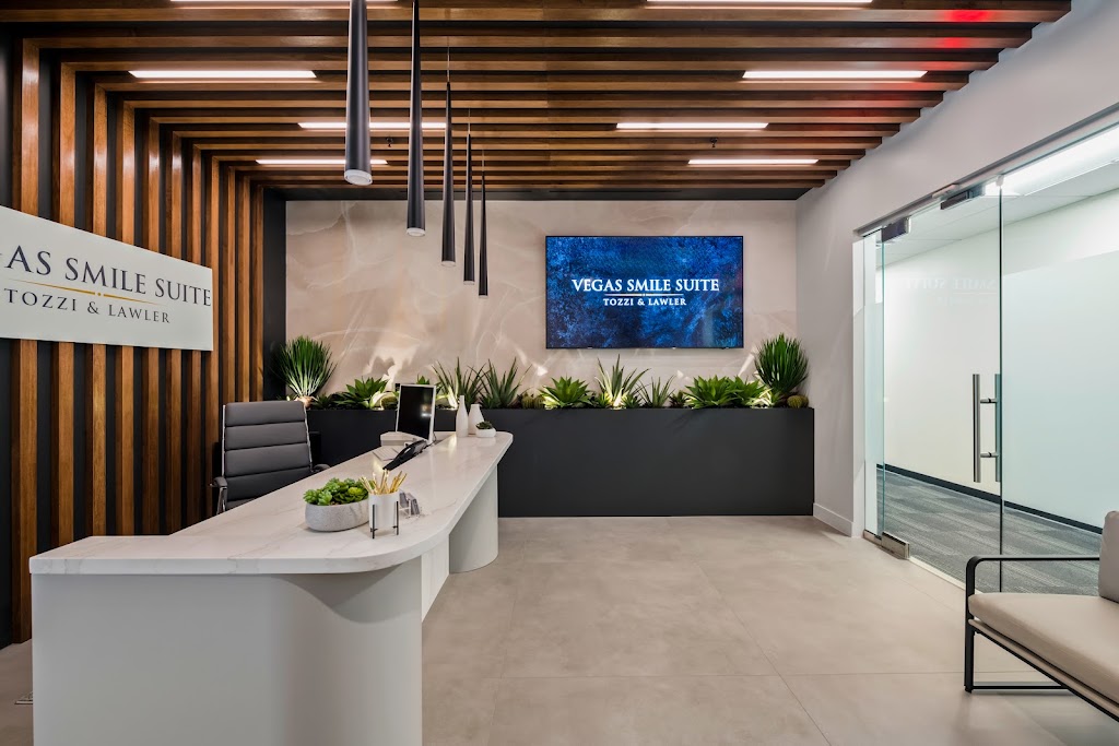  Vegas Smile Suite | Tozzi & Lawler