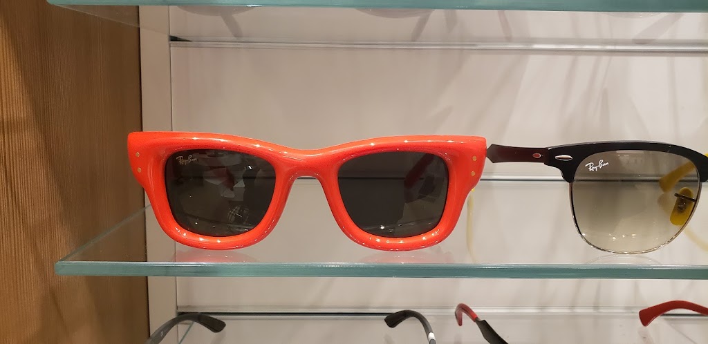  LensCrafters