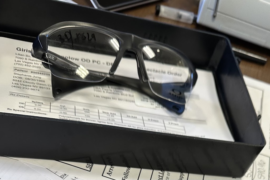  Pearle Vision