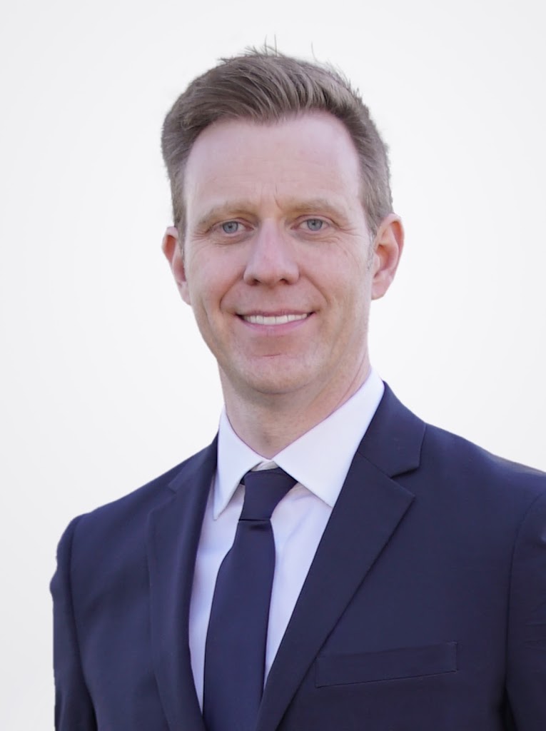  Paul Thompson, OD