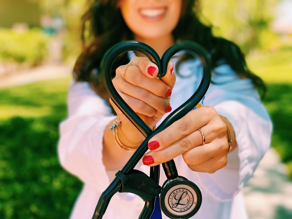  Carmel Moazez, MD