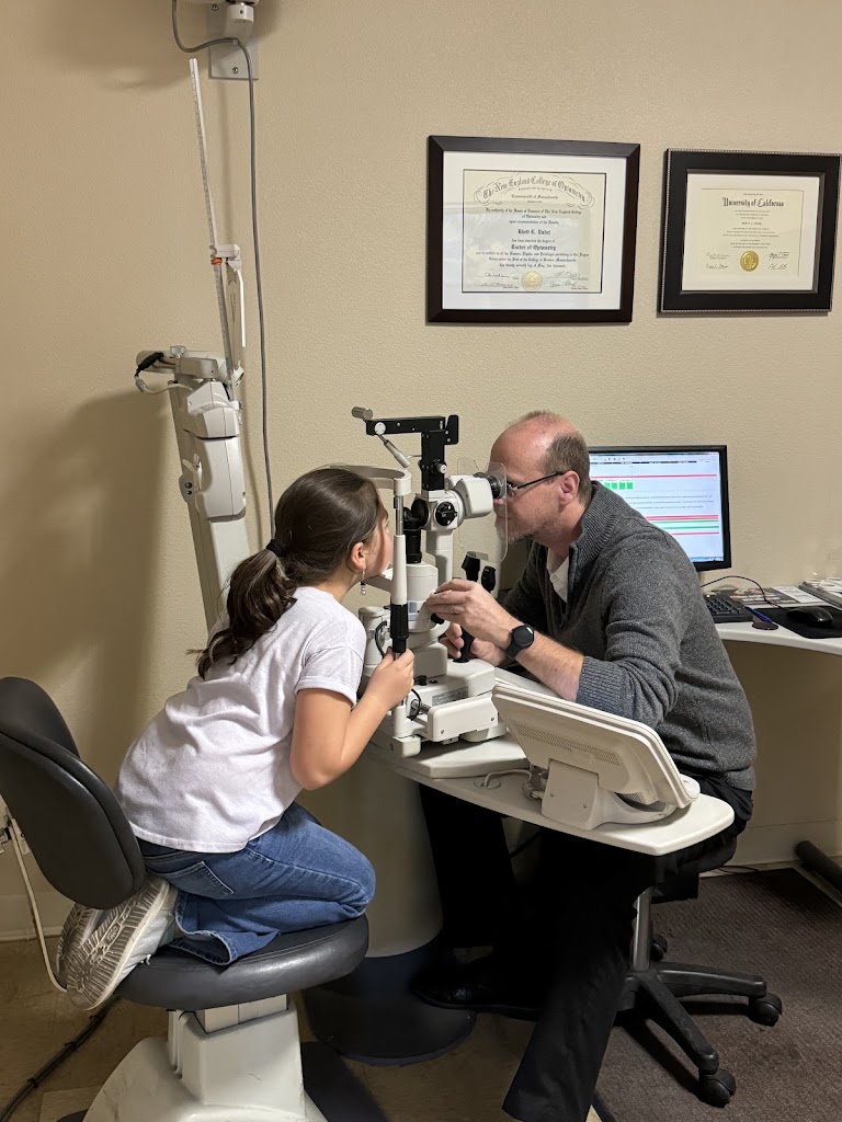 Dr. Rhett Dadej