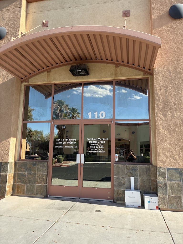 Dr. Suzie Su, DDS | Dentist