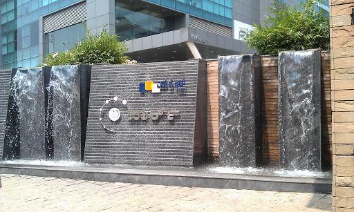 Fountains at the Entrance of SJRI Park