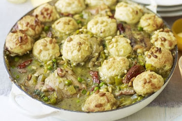 Pesto chicken stew with cheesy dumplings