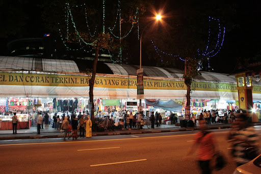 Le bazaar côté Sims Street