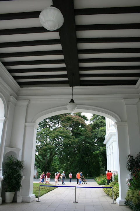 Plafond du porche de l'Istana