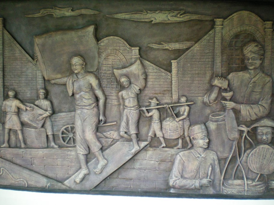 Flots d'immigrants arrivent à S