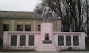 Памятник Героям Односельчанам 