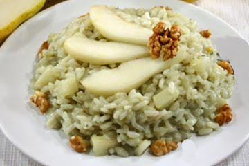 Gorgonzola and Pear Risotto with Walnuts - Risotto con Gorgonzola, Pere e Noci
