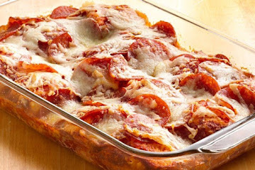 4-Ingredient Pizza Bake