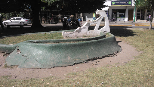 Monumento De Plaza Belgrano