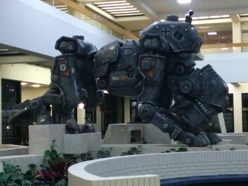 Panzerhund Statue